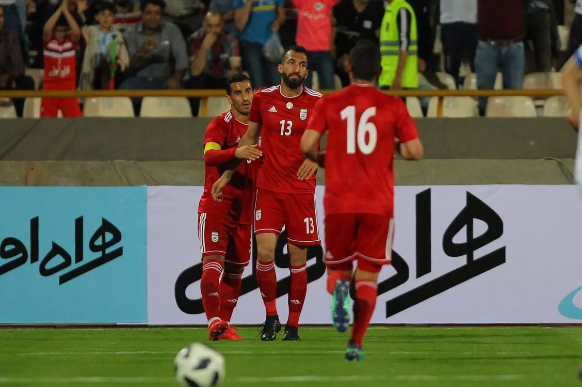تیم ملی فوتبال ایران از سد ازبکستان گذشت