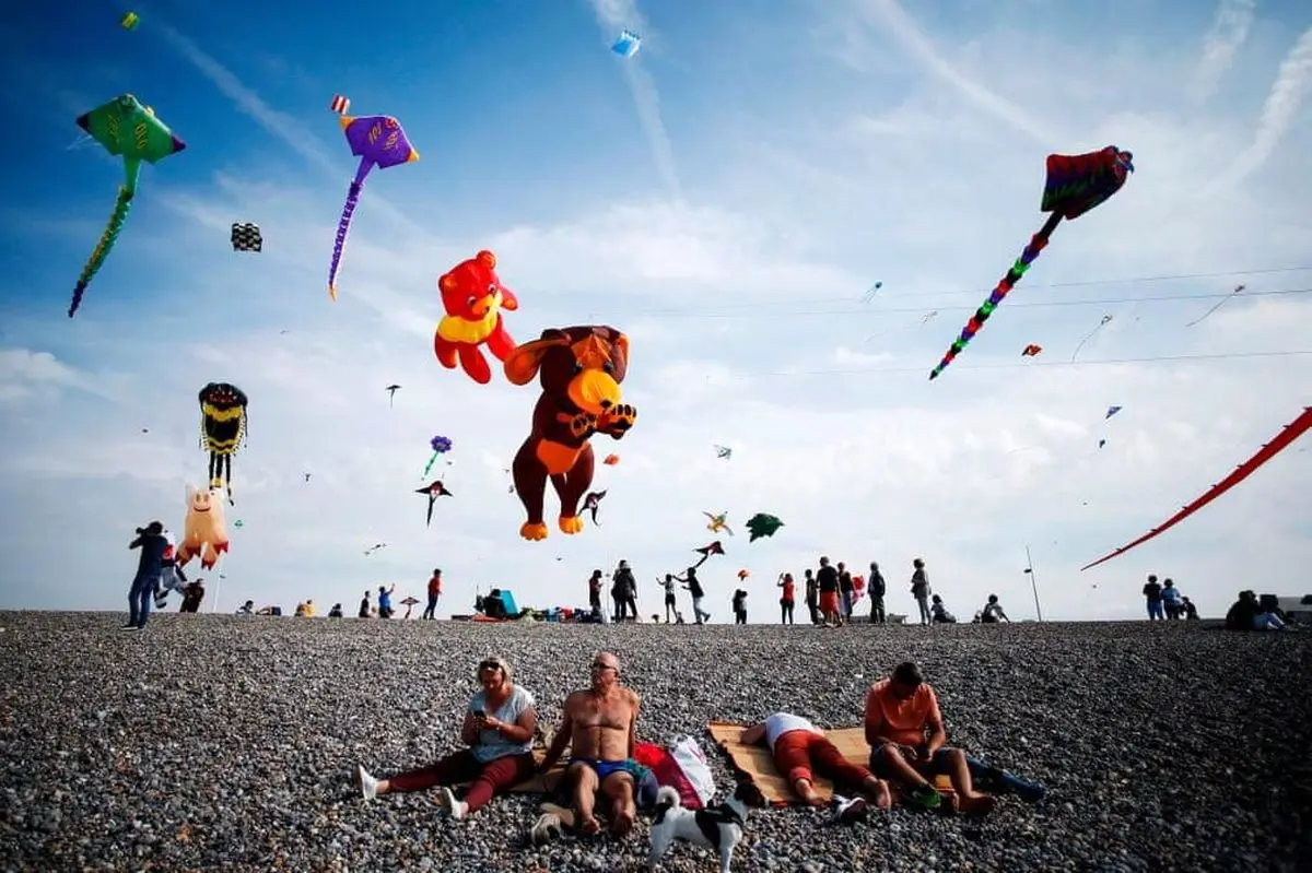 جشنواره بادبادک در سواحل فرانسه + تصویر