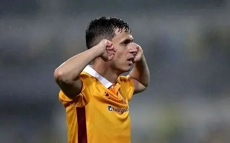 کامنت جنجالی آسانی، خرید استقلال: به زودی درباره همه چیز توضیح می‌دهم