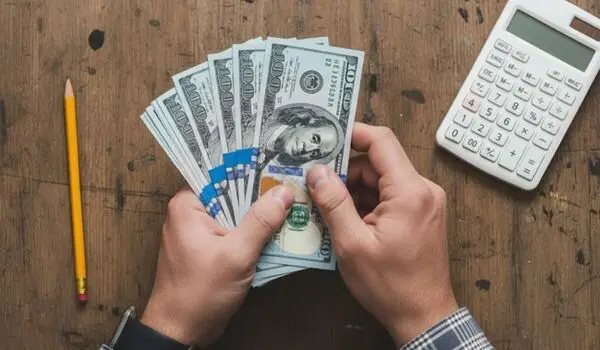 پیش‌بینی قیمت دلار؛ بررسی ۳ سناریوی پیش روی بازار ارز