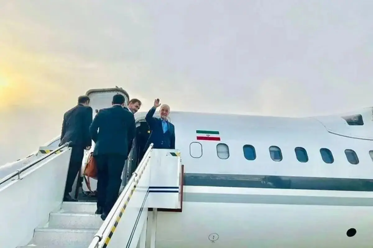 وزیر کشور به قطر سفر کرد