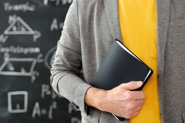 سامانه آنلاین بیمه معلم برای ارائه خدمات بیمه‌ای به فرهنگیان