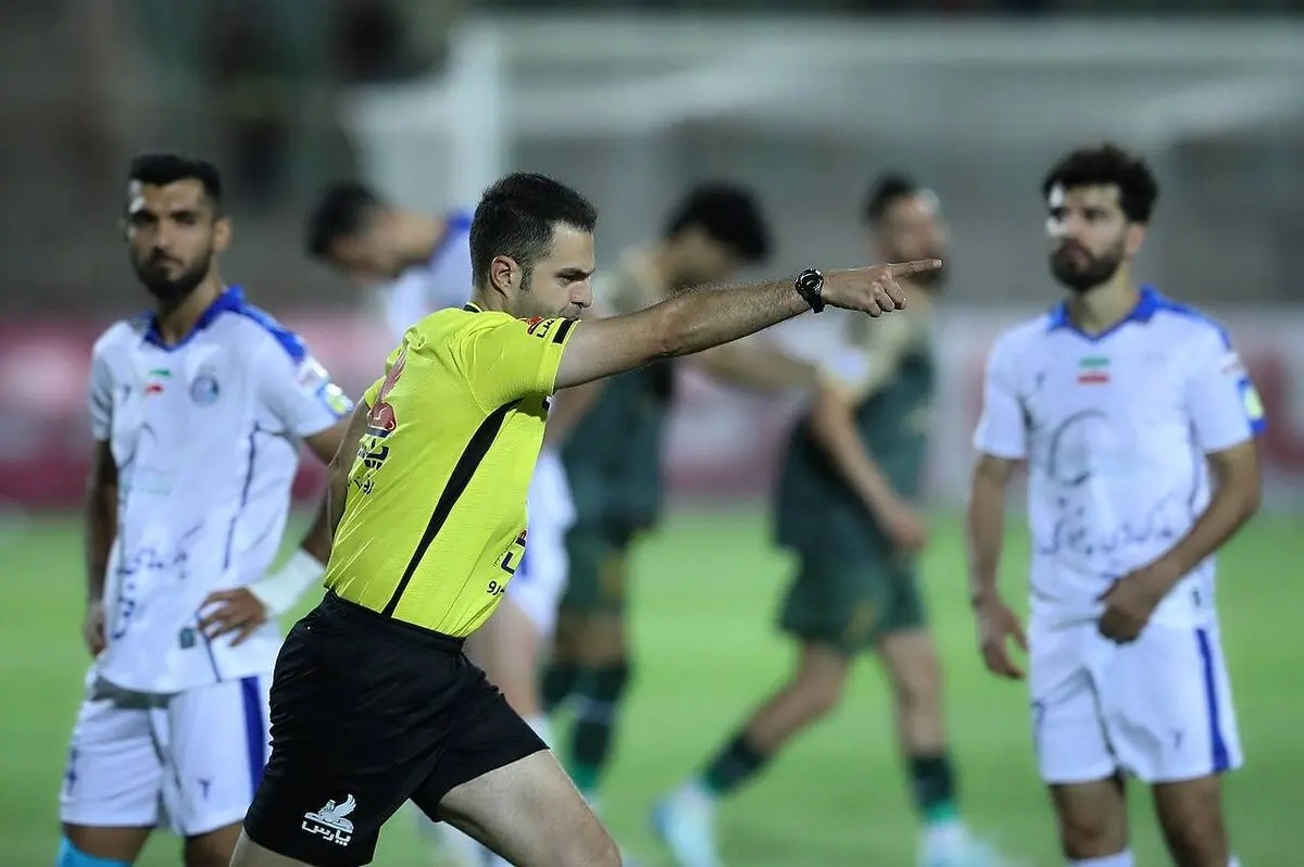در این هفته فقط این بازی ها با var برگزار می شوند! | استقلال و پرسپولیس از var جاماندند؟