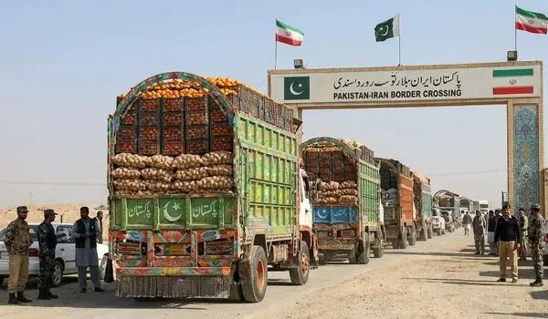 علت توقف تردد در مرز ایران و پاکستان