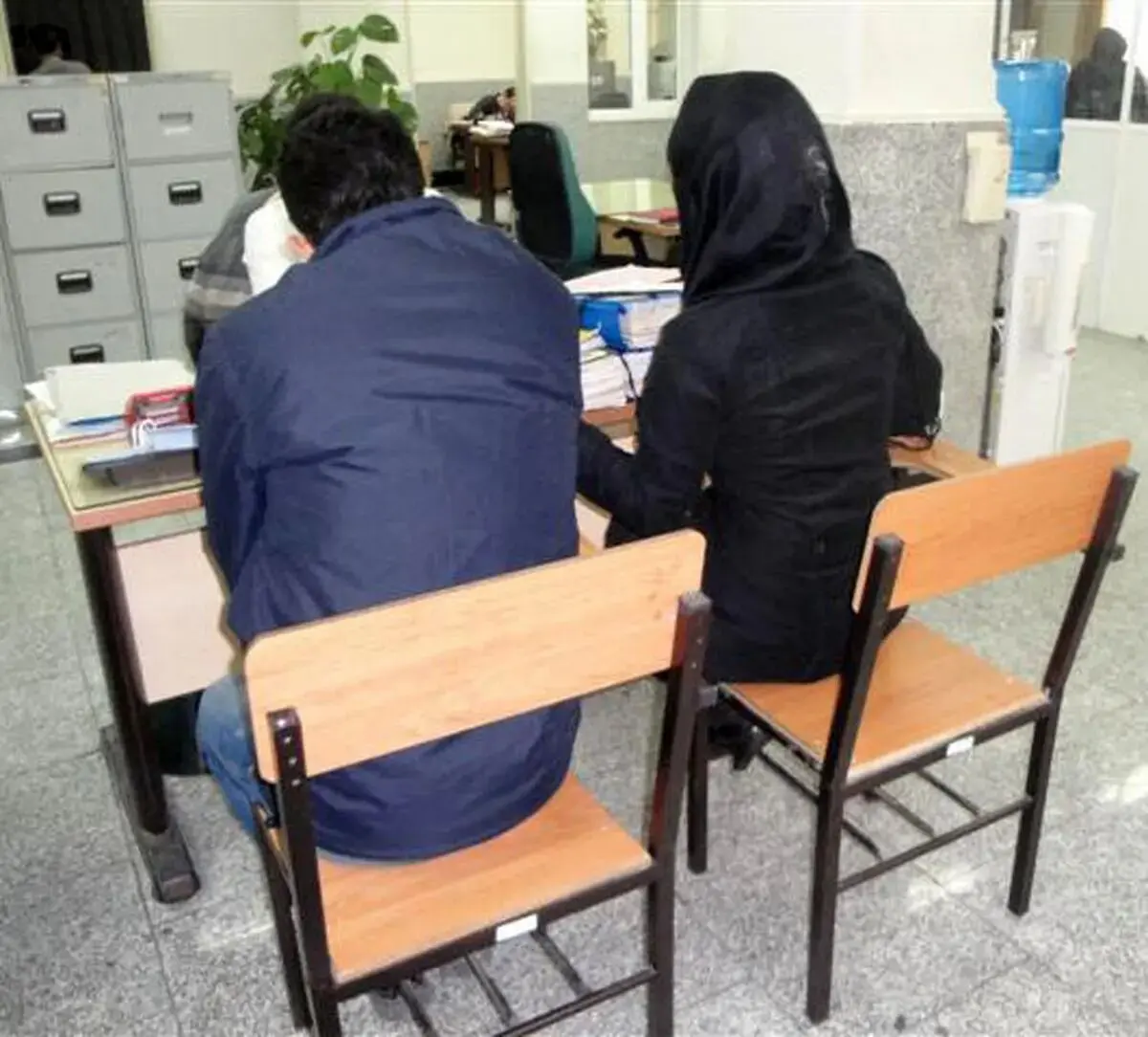 خواسته های بی شرمانه مرد بی غیرت از زن جوانش تمامی نداشت تا ...
