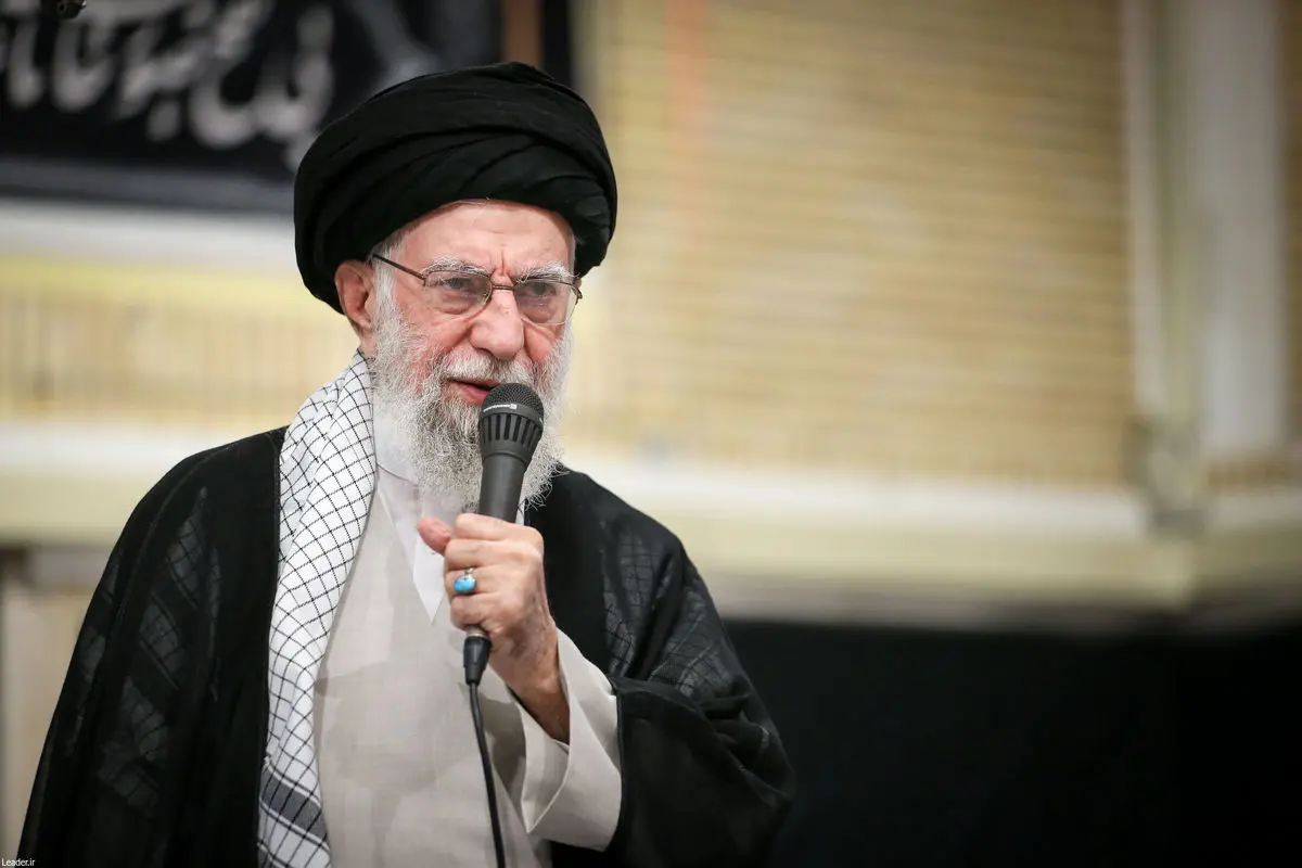 برگزاری مراسم بزرگداشت شهدای جنگ تحمیلی اخیر با حضور و سخنرانی رهبر معظم انقلاب