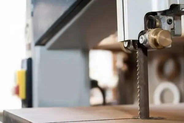 چند نکته مهم برای افزایش عمر اره نواری و تیغه ها