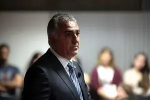 رضا پهلوی از لیست مهره‌های موساد کنار رفت | ماجرا چیست؟