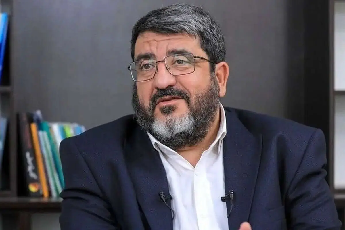 فواد ایزدی: اگر چنین کنیم ترامپ به ایران بمب اتم خواهد زد! + ویدیو