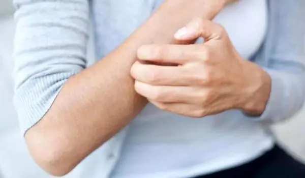 این علائم را در بدن جدی بگیرید؛ درچه شرایطی بعد از گزیدگی باید به پزشک مراجعه کرد؟