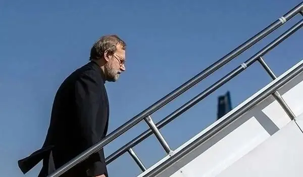 علی لاریجانی به عمان رفت تا پاسخ ایران به شروط امریکا را منتقل کند؟
