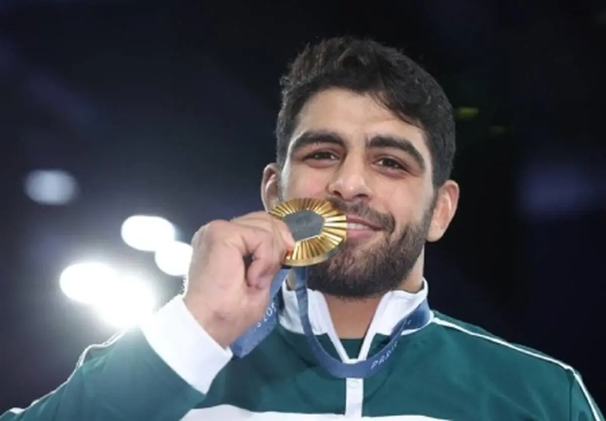 بیوگرافی محمد هادی ساروی، ملی پوش کشتی گیر فرنگی کار ایران + افتخارات