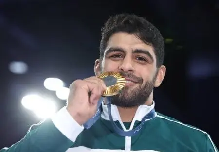 بیوگرافی محمد هادی ساروی، ملی پوش کشتی گیر فرنگی کار ایران + افتخارات