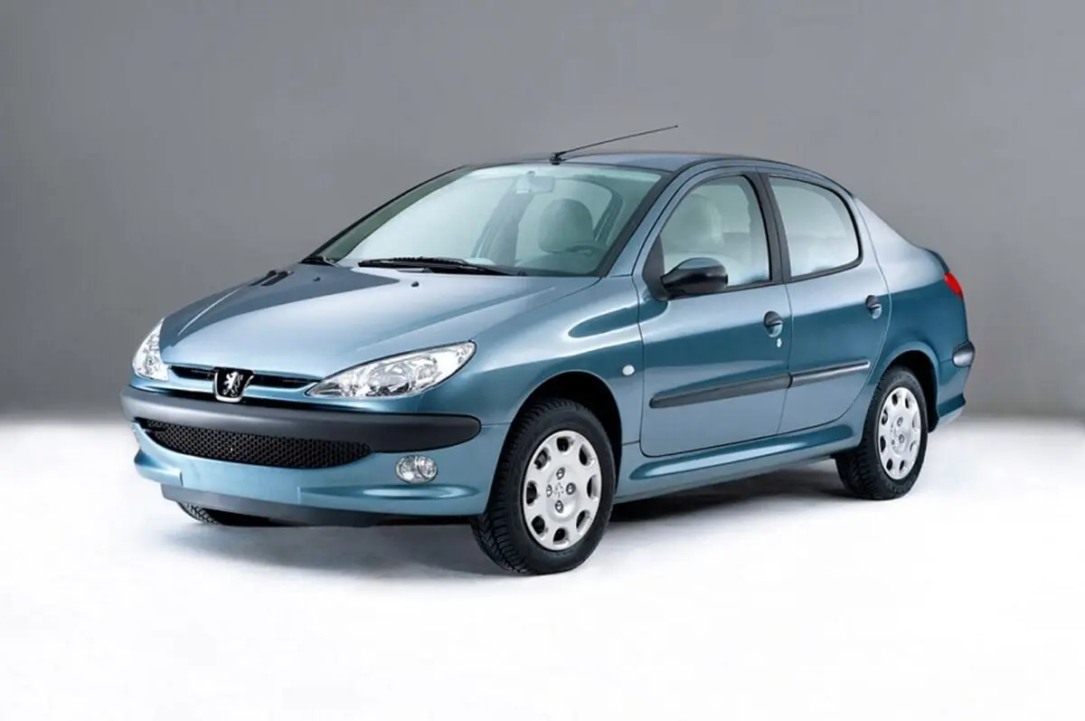 لیست قیمت پژو ۲۰۶ کارکرده | با ۵۰۰ میلیون می‌توان پژو ۲۰۶ بدون رنگ خرید؟ + جدول خرداد ۱۴۰۴