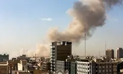 علت دیده شدن نور آبی یا سبز در بمباران‌های اخیر چیست؟