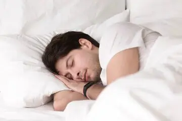 چگونه اختلالات خواب منجر به آلزایمر و دیابت می‌شود؟