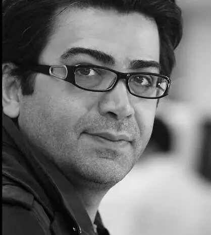 (تصاویر) بیوگرافی، عکس های شخصی و زندگی خصوصی فرزاد حسنی
