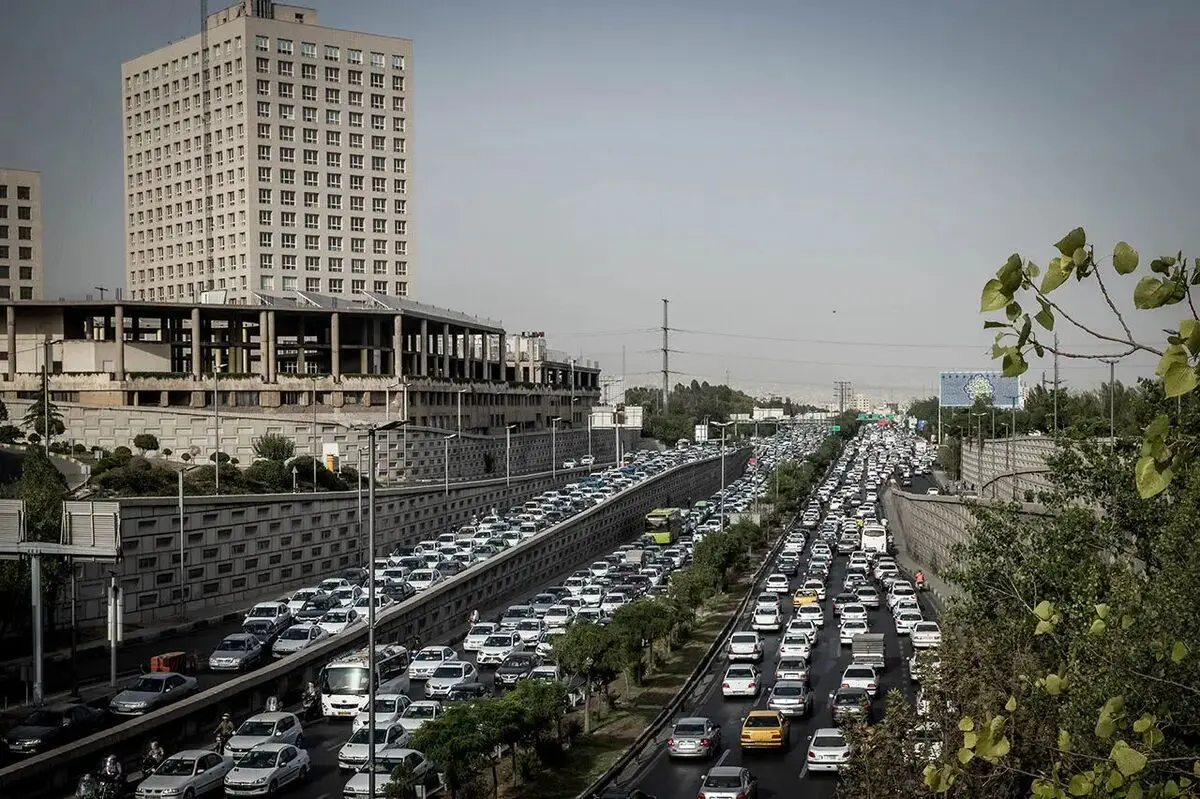 ترافیک نیمه‌سنگین در ۳ محور پرتردد تهران