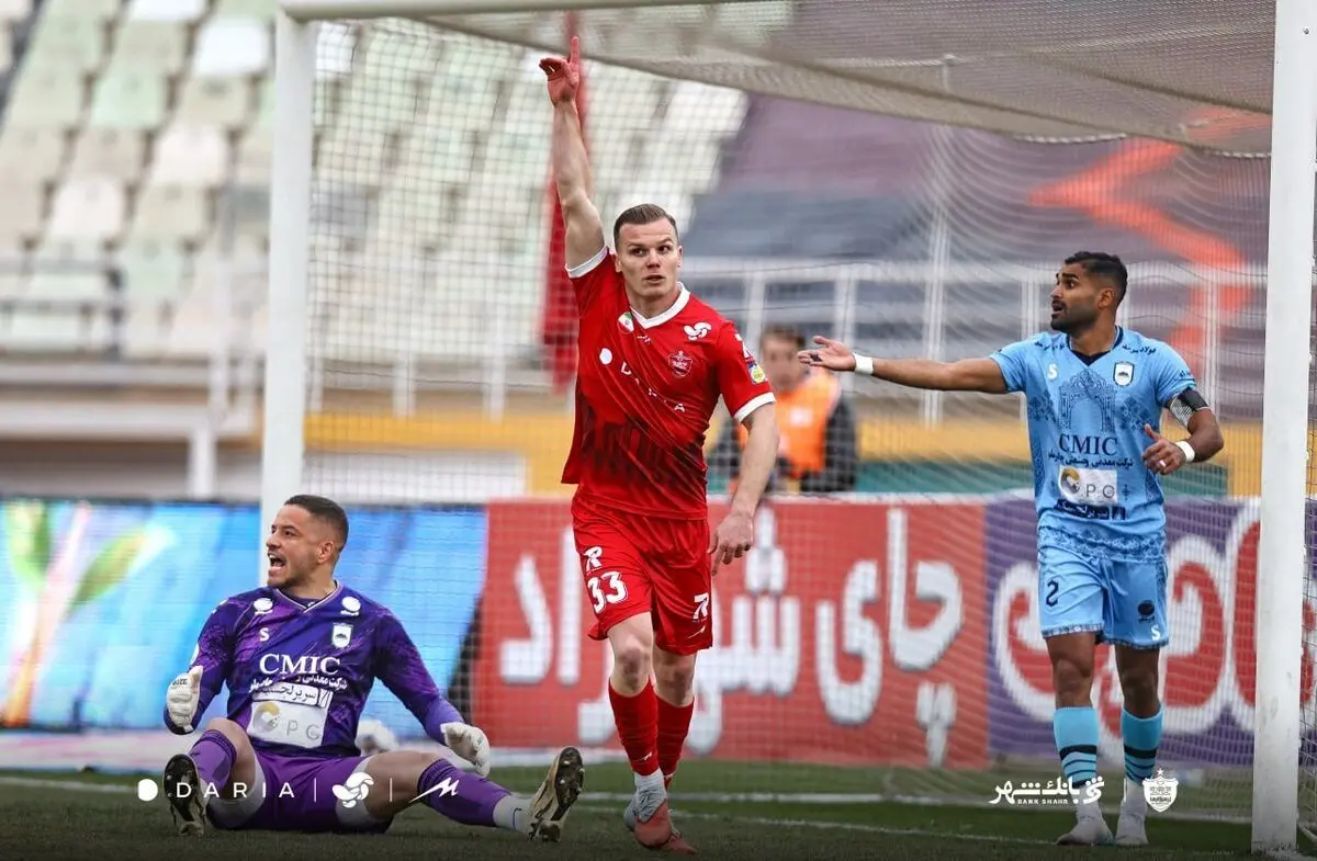 مدافع پرسپولیس در آستانه فسخ قرارداد؛ تارتار این بازیکن را نمی‌خواهد
