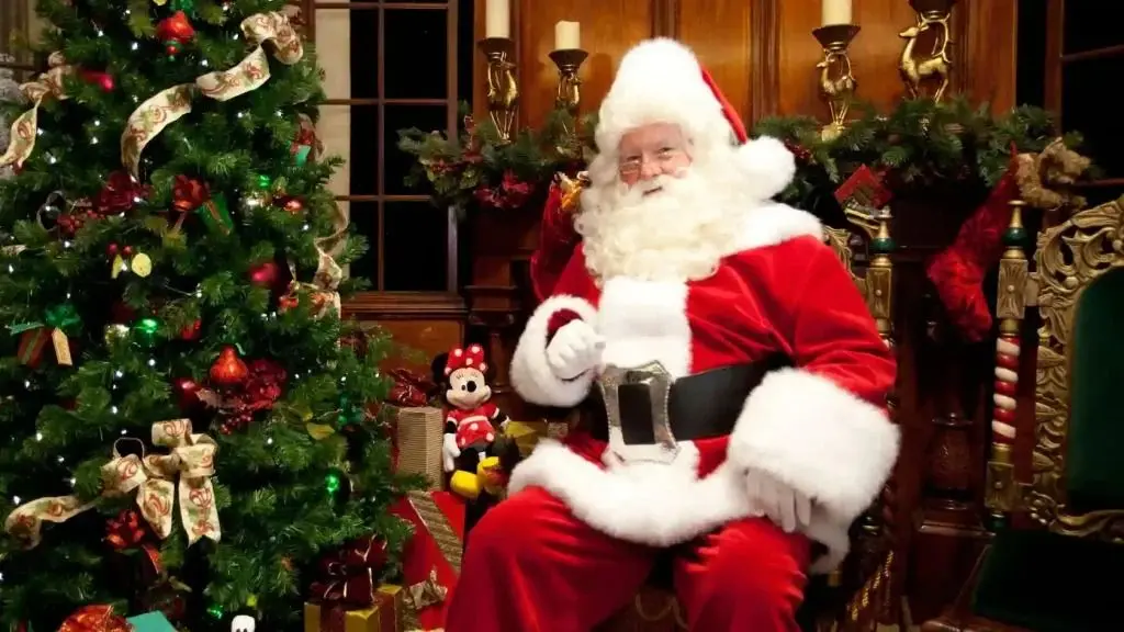 تاریخ دقیق کریسمس ۲۰۲۶ کی و چند شنبه است؟ در تقویم ۱۴۰۴
