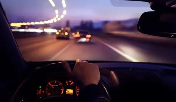 تردد ایمن شبانه در شرایط جنگی: اصول و راهکارهای عملی برای حفظ جان خود و دیگران
