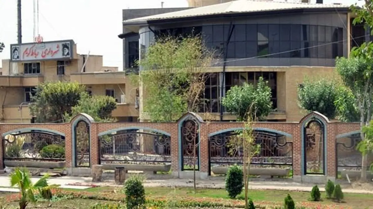 علت صدای انفجار رباط کریم چه بود؟ + ماجرای انفجار بمب مقابل ساختمان شهرداری رباط کریم چیست؟