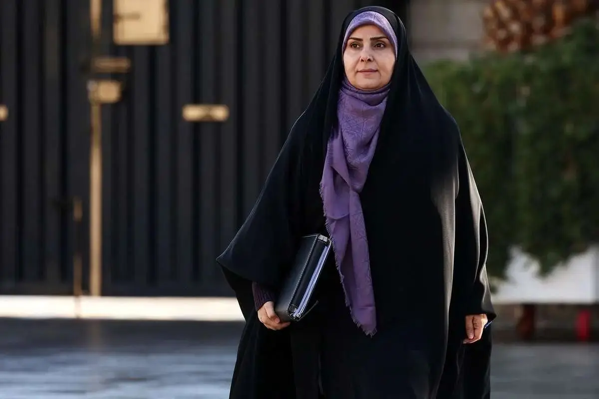 واکنش سپاه به ماجرای بازرسی وزیر راه در فرودگاه