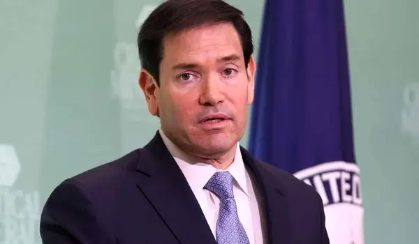 مذاکرات ایران و آمریکا از آستانه فروپاشی بازگشت؛ عقب‌نشینی واشنگتن و انتقال گفت‌وگوها به عمان