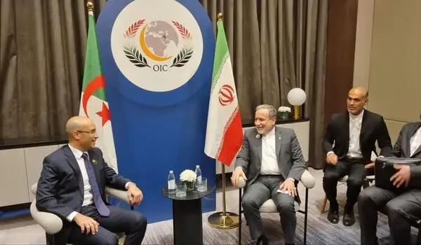 رایزنی عراقچی با مقام الجزایری درباره فلسطین و تحولات منطقه