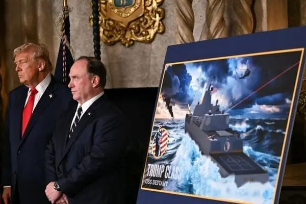 ماجرای اخراج جان فیلان، وزیر نیروی دریایی امریکا و درگیری او با هگست