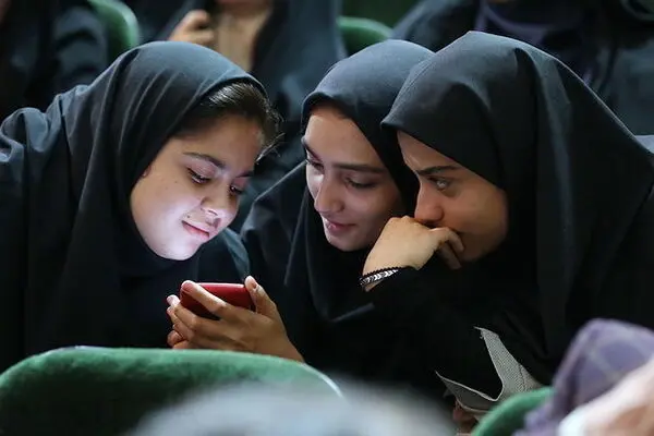 انتشار گزارش سیاستی «آینده‌نگاری نوجوان در افق ۱۴۱۰» توسط اندیشکده مرآت