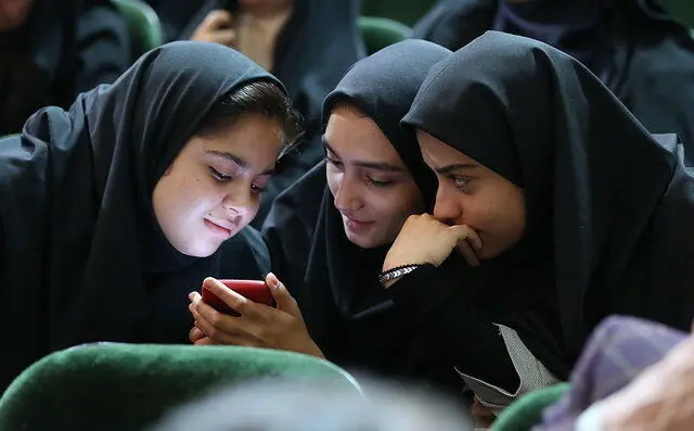 انتشار گزارش سیاستی «آینده‌نگاری نوجوان در افق ۱۴۱۰» توسط اندیشکده مرآت