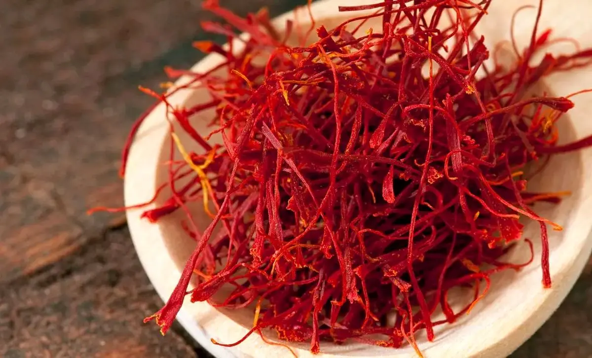 تشخیص زعفران اصل از تقلبی، ۷ روش ساده و قابل اجرا در خانه
