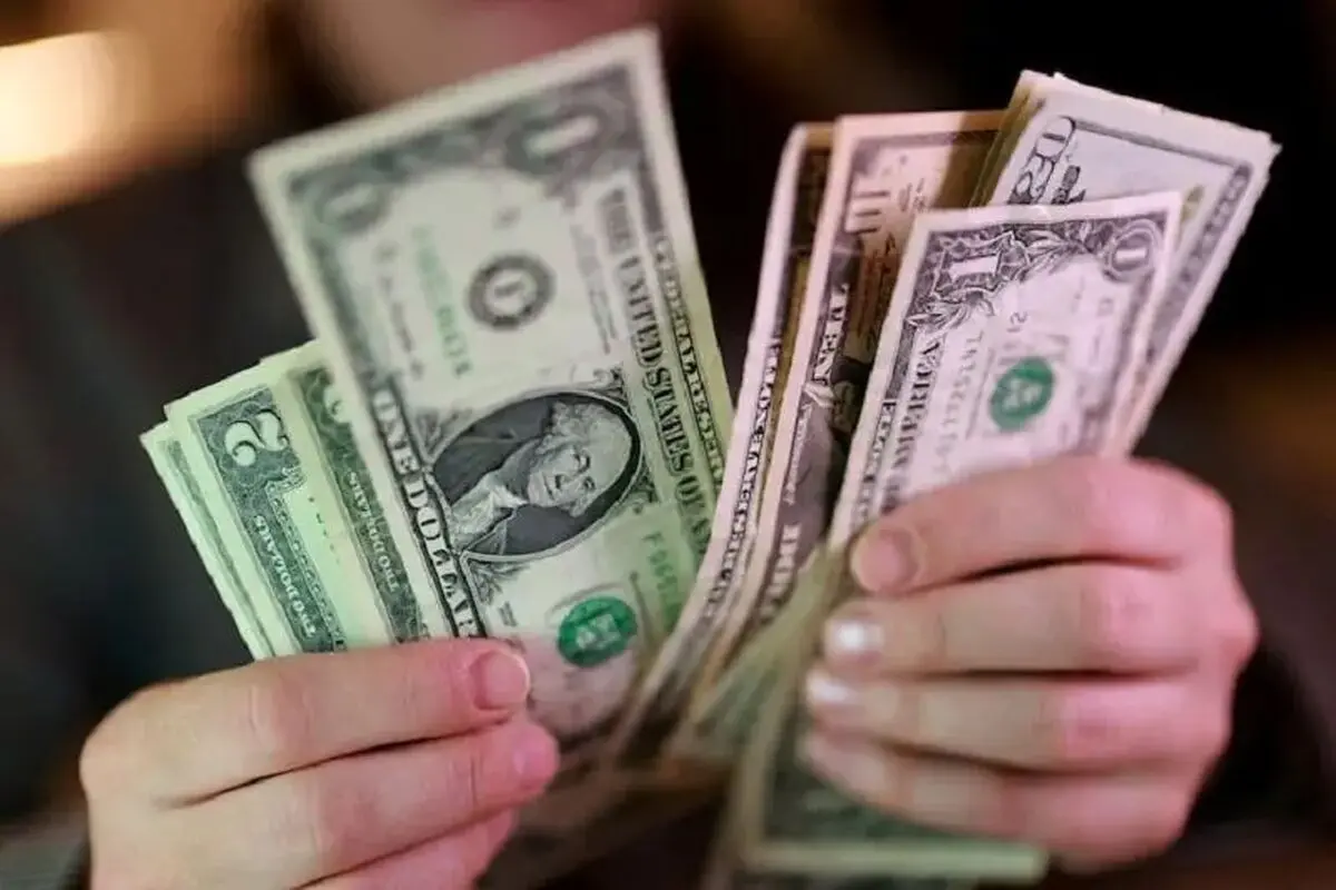 جدیدترین قیمت دلار در بازار آزاد امروز چهارشنبه ۶ آبان ۱۴۰۵