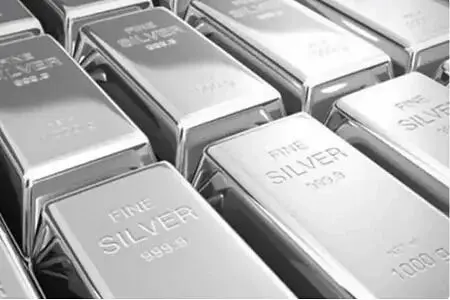 بروزرسانی قیمت نقره امروز شنبه ۱۸ بهمن ۱۴۰۴ به دلار و تومان