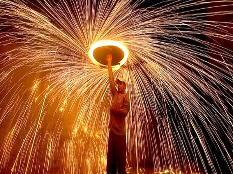  انفجار بمب دست‌ساز 30 کیلوگرمی در شب چهارشنبه‌سوری در پارس‌آباد مغان! + ویدیو