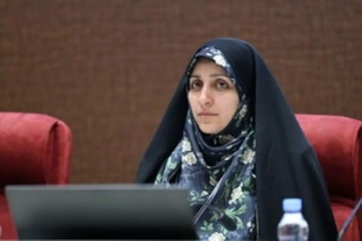 خبرخوش دولت برای زنان | موتورسواری زنان منع قانونی ندارد
