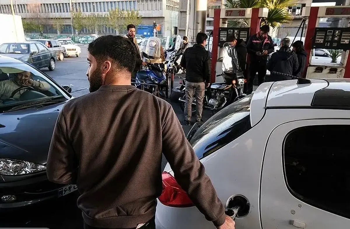 رمزگشایی از مصوبه بنزینی دولت؛ اختیار گرانی به چه کسانی واگذار شد؟
