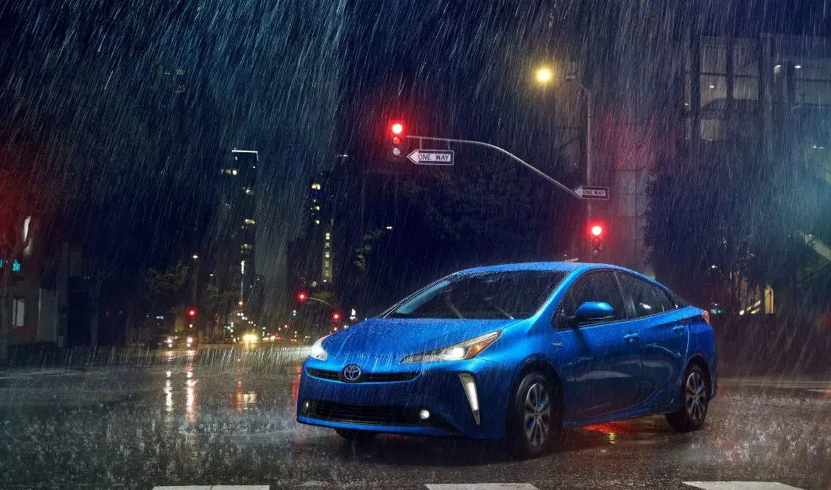 معرفی تویوتا پریوس فیس لیفت 2019 | رسانه خبری اینتیتر نمایشگاه خودرو