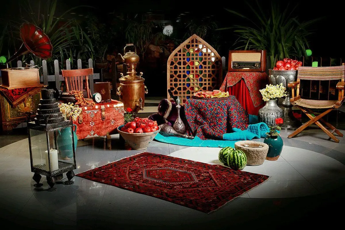 شب یلدا چه کار کنیم + نمونه تزیینات و سفره آرایی | رسانه خبری اینتیتر