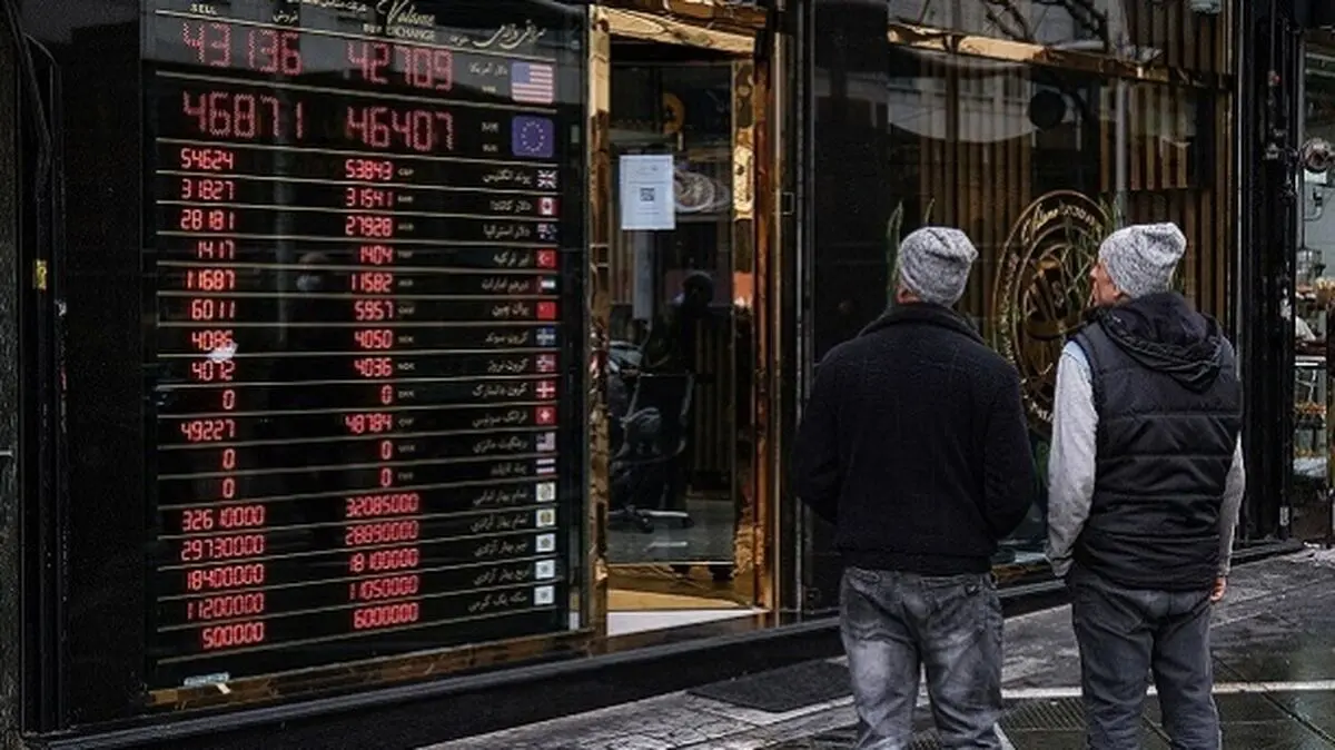 پیش بینی قیمت دلار فردا پنجشنبه ۱۲ مهر ۱۴۰۳ بعد از حمله ایران به اسرائیل