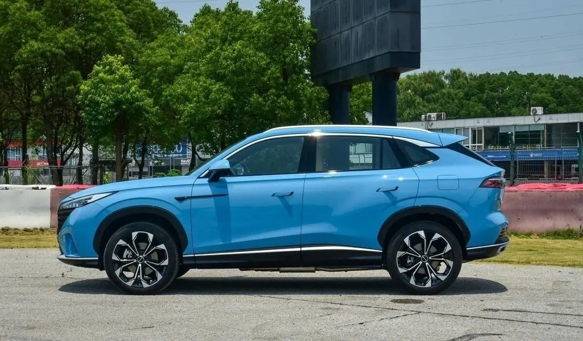 رووی eRX۵؛ شاسی‌بلند جدید سایپا در ایران موفق می‌شود؟