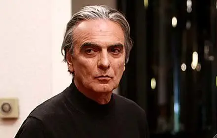 مراسم تشییع همایون ارشادی؛ حضور چهره‌های سرشناس در مراسم خاکسپاری + جزئیات