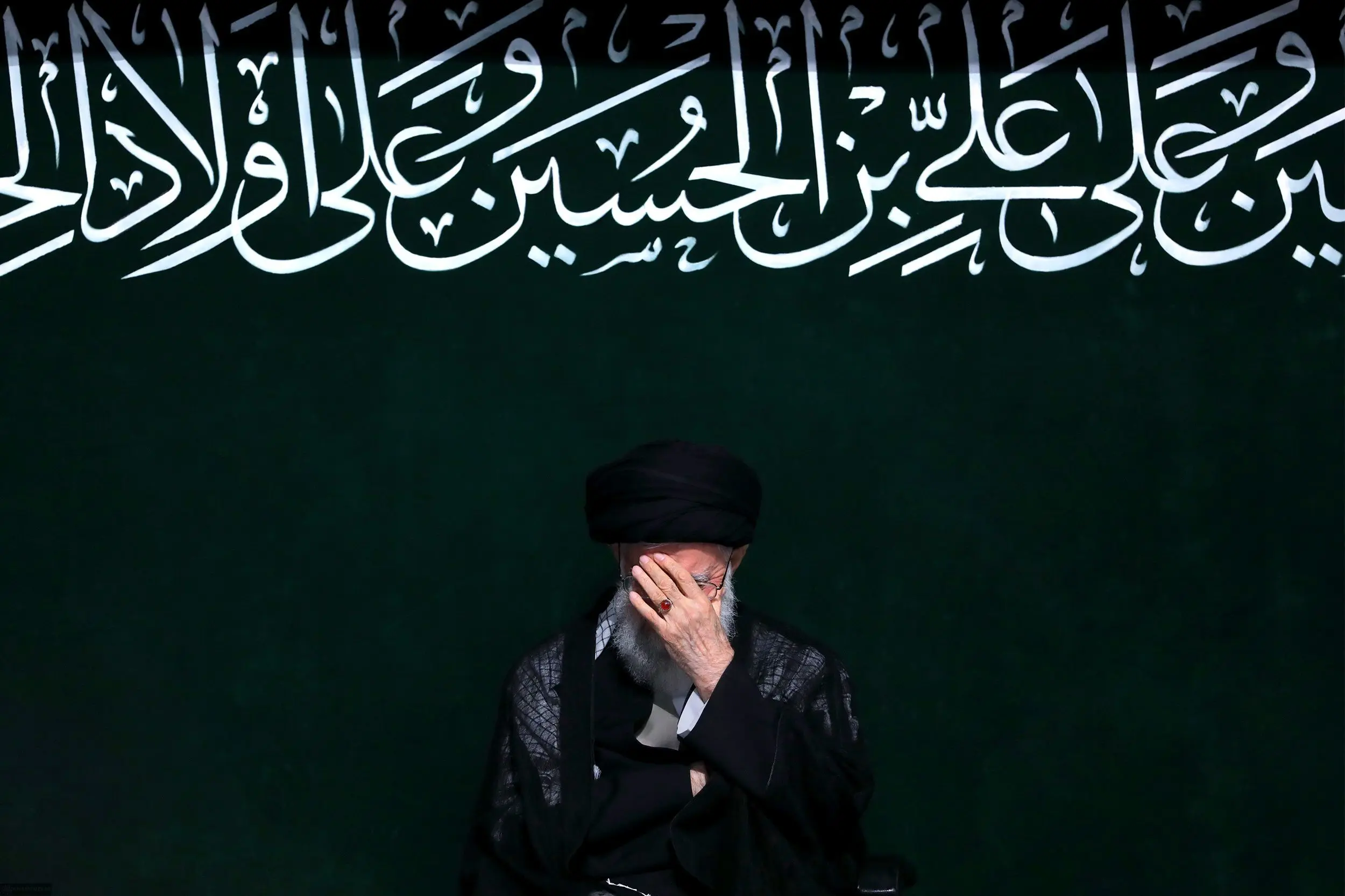 مراسم عزاداری امام حسین (علیه‌السلام) درحضور رهبر انقلاب