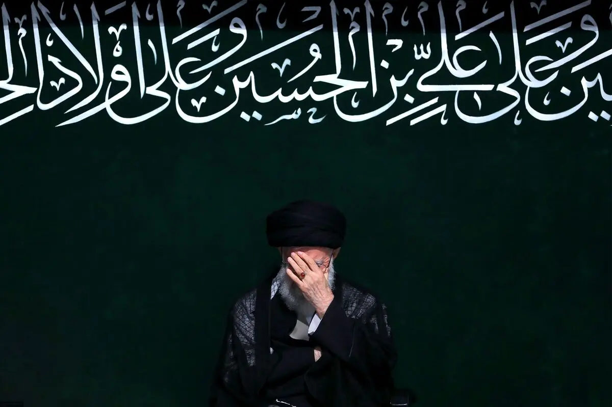 مراسم عزاداری امام حسین (علیه‌السلام) درحضور رهبر انقلاب