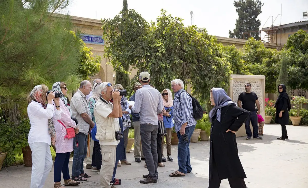 سنگ تمام گردشگران فرانسوی برای تجهیز بیمارستانی در گیلانغرب