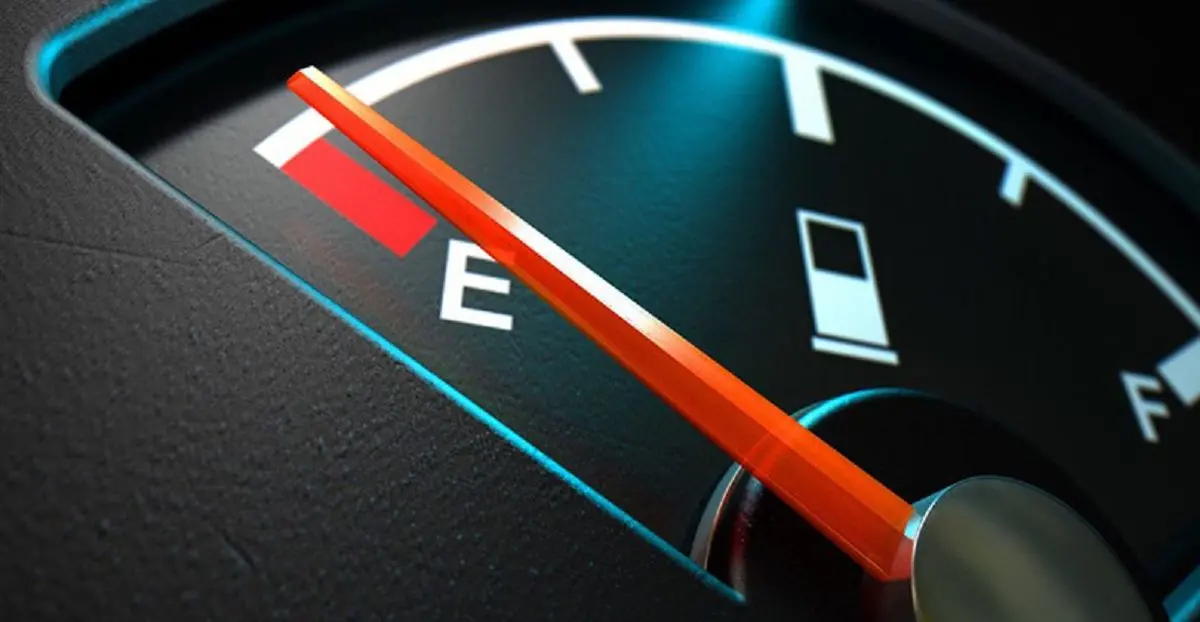 با باک خالی چقدر می‌توان رانندگی کرد؟