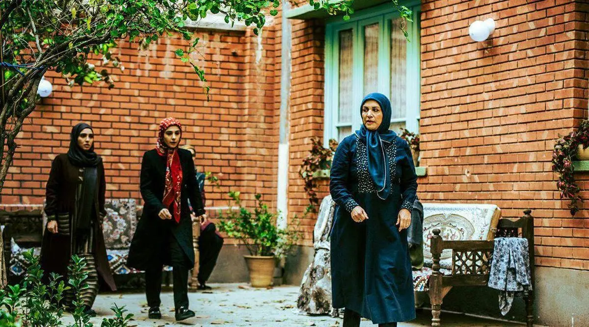 حوالی پاییز جایگزین دلدادگان می‌شود