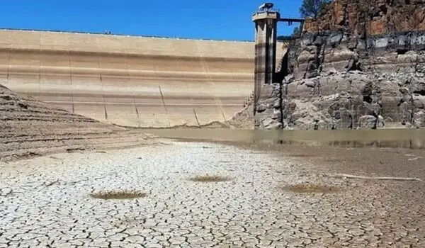 ۶۴ درصد جمعیت ایران درگیر خشکسالی شدید است