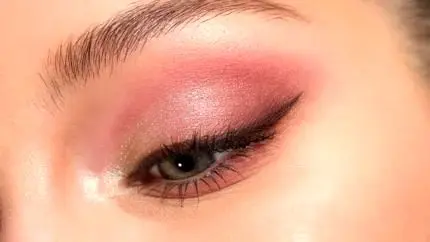 قابلیت آرایش با هوش مصنوعی در گوگل میت Google Meet
